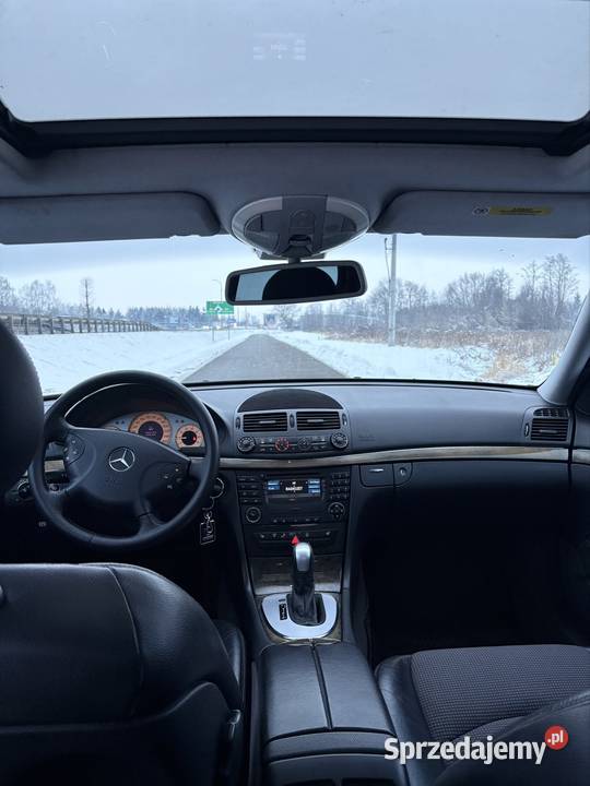 Niski przebieg początku w Polsce Warszawa