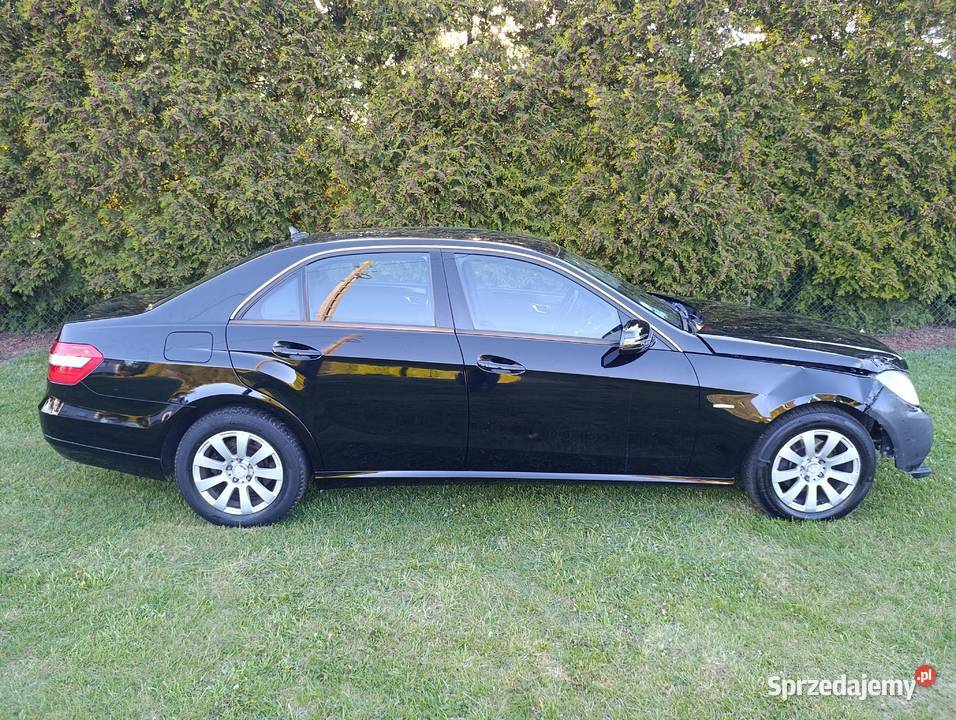 Mercedes W212 E klasa z 2012r Sedan 2 kluczyki Wieluń sprzedam