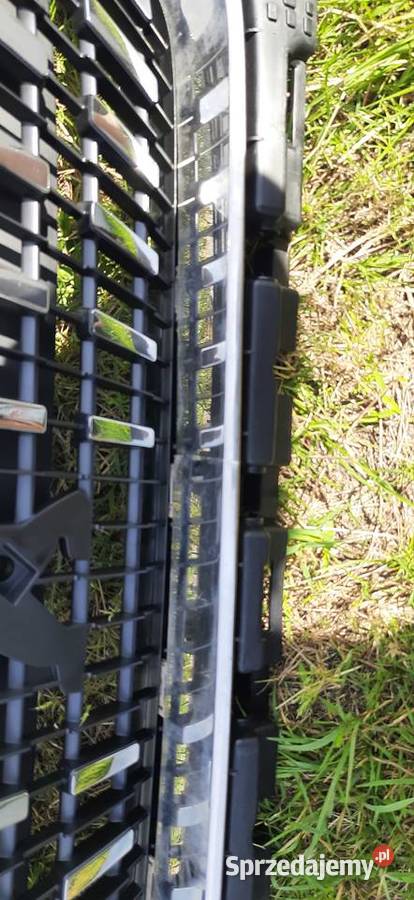 Grill chrom Peugeot 3008 II Ramka Turek