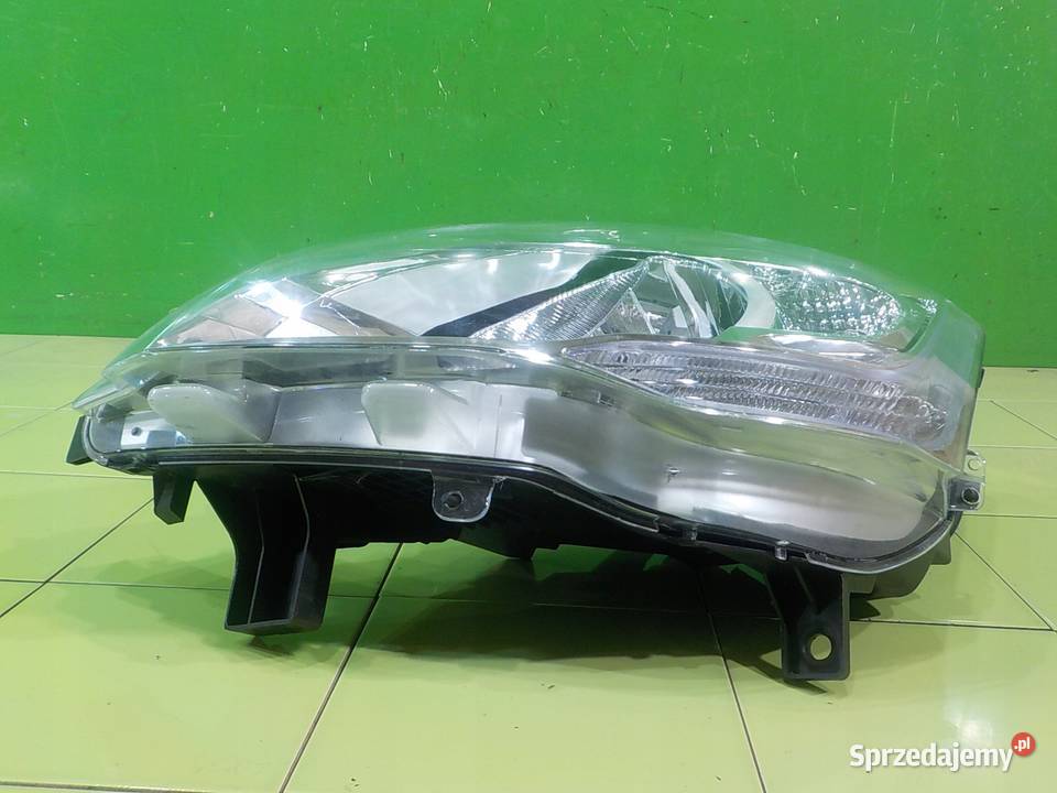 BERLINGO II III 16 HDI 10r lampa lewa przod Suków