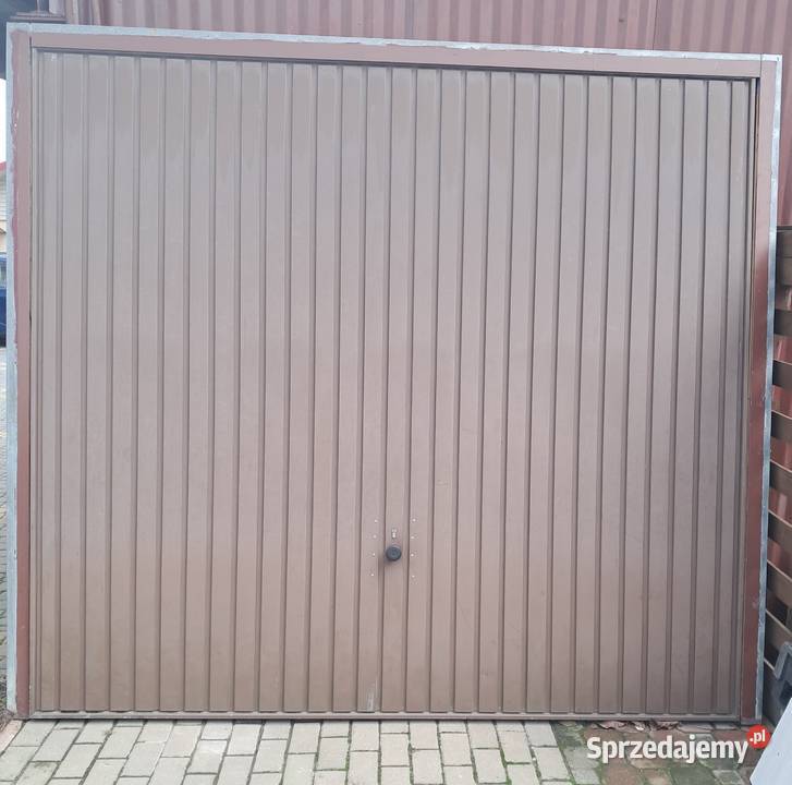 brama garażowa 244x226