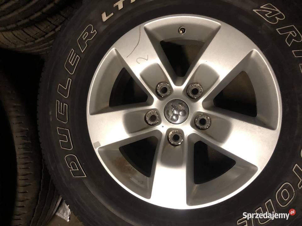 FELGA ALUMINIOWA DODGE RAM 17x7Jx254 1UB12TRMAB Rozmiar 17" Mojusz
