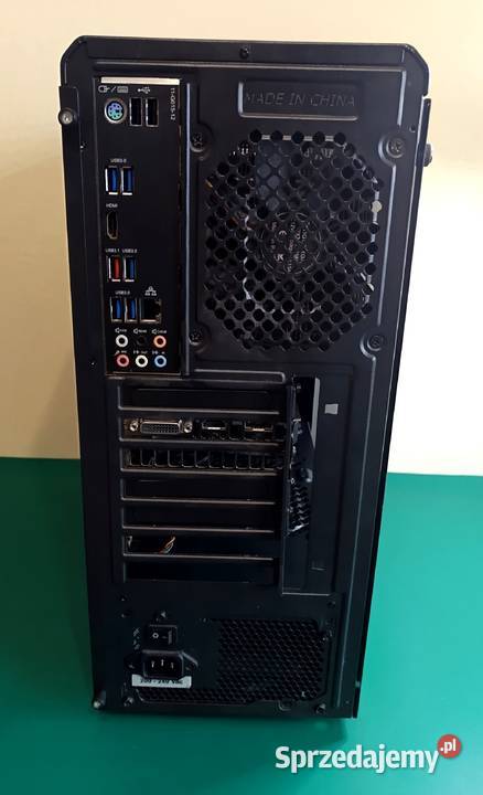 Komputer stacjonarny i79700K 16GB RAM SSD NVMe