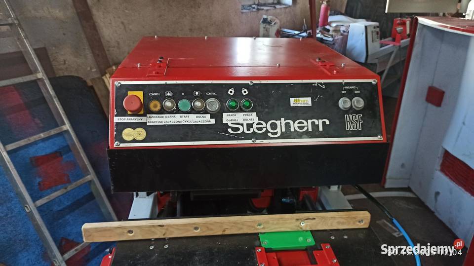 Frezarka do złączy krzyżowych STEGHERR KSF Produkcja Kłodawa