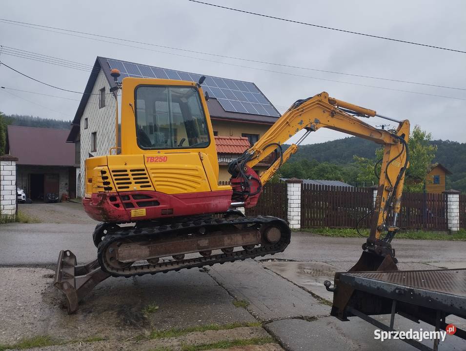 minikoparka Takeuchi tb 250 VOLVO JCB KUBOTA