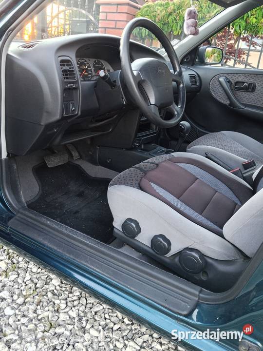 Nissan Primera 20 LX Automat 1995 automatyczna Głogów Małopolski sprzedam