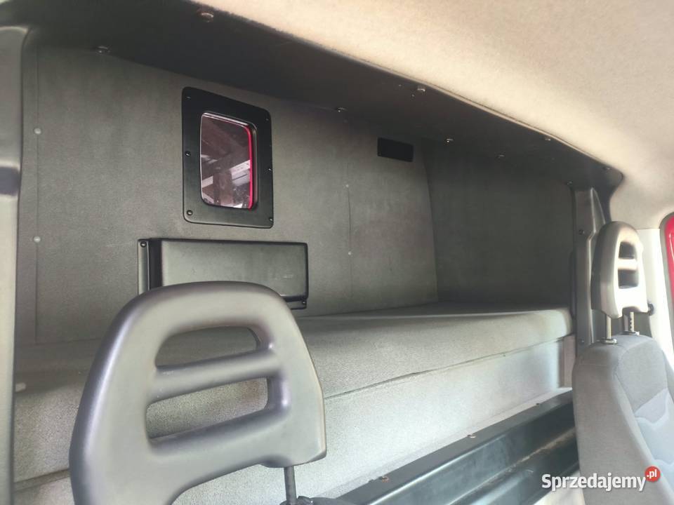 Iveco Daily VI Autolaweta 30HDI 180 Sypialnia Rok produkcji 2018 Legnica
