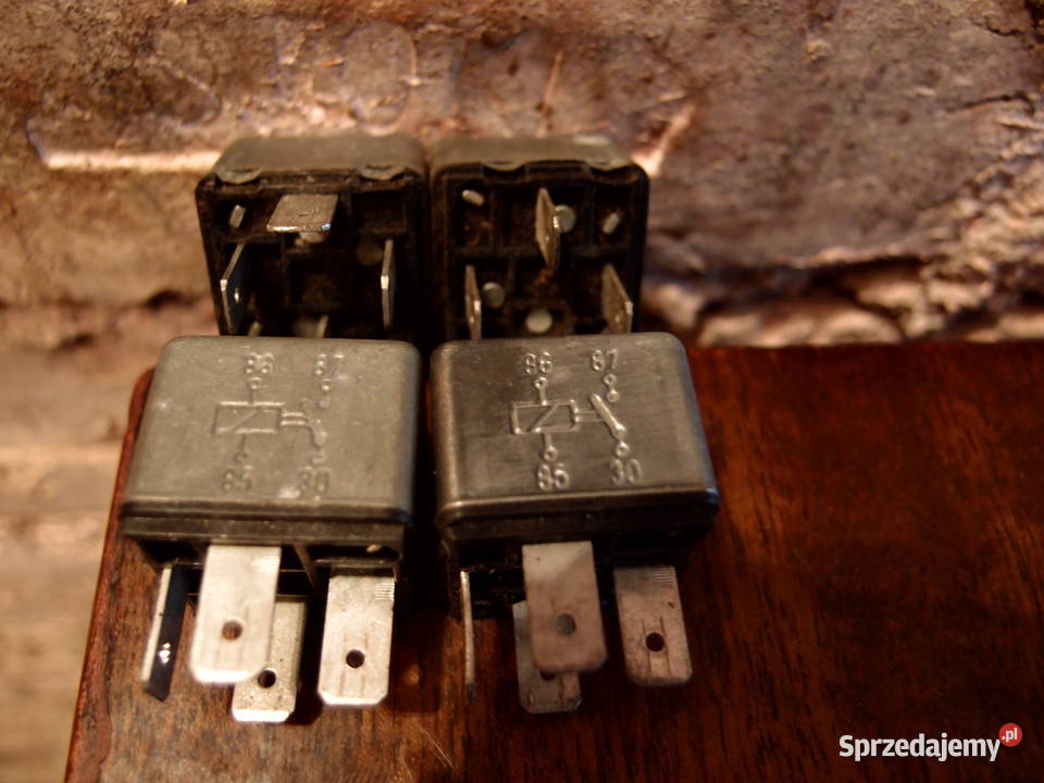 Przekaźniki Bosch 12V DC 30A 0332014406 4pin Łódź