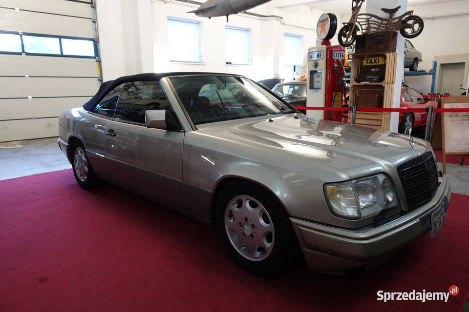 Mercedes A124 Cabrio 32 benzyna Super Baza Na elektrycznie ustawiane fotele Zgierz