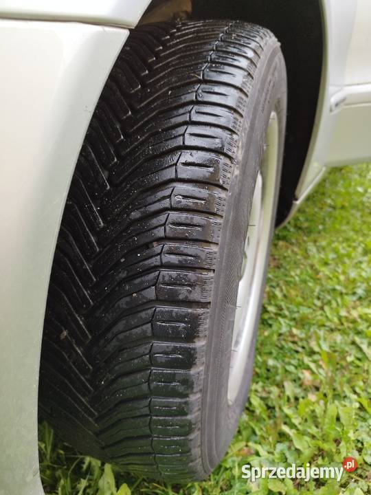 MercedesBenz Klasa E aluminiowe felgi Ryczów