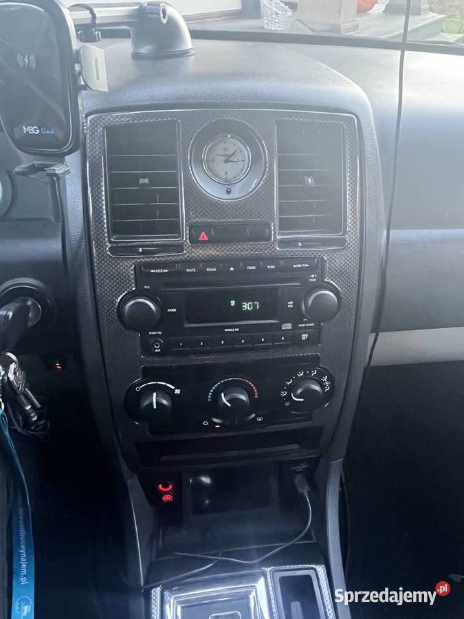 Chrysler 300 v6 27 benzyna gaz Rajsko