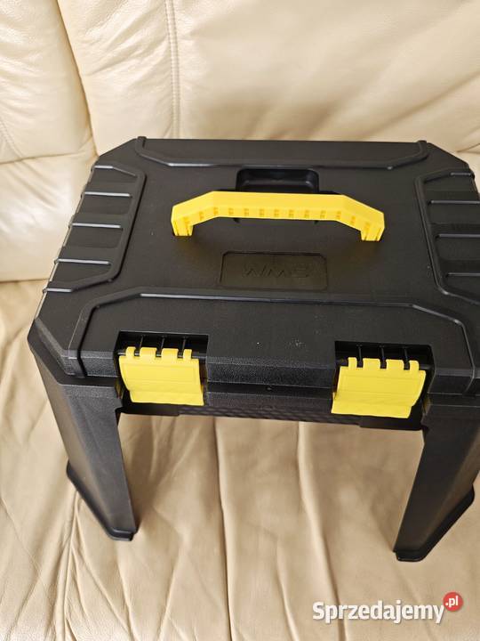 Taboret majsterkowicza ze schowkiem na narzedzia