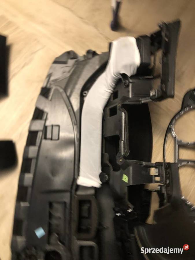 Konsola kokpit deska pasy airbag AUDI A6 c6 07r Rok produkcji 2007 Darłowo sprzedam