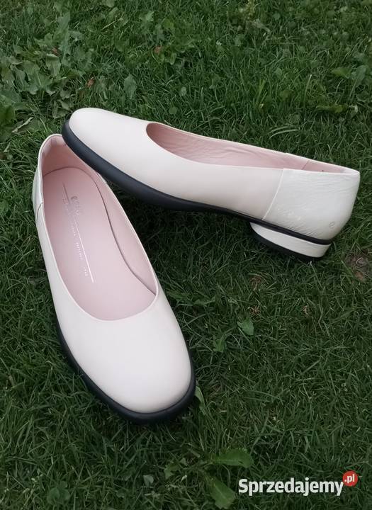 Ecco klasyczne półbuty baleriny skórzane damskie 26cm podkarpackie