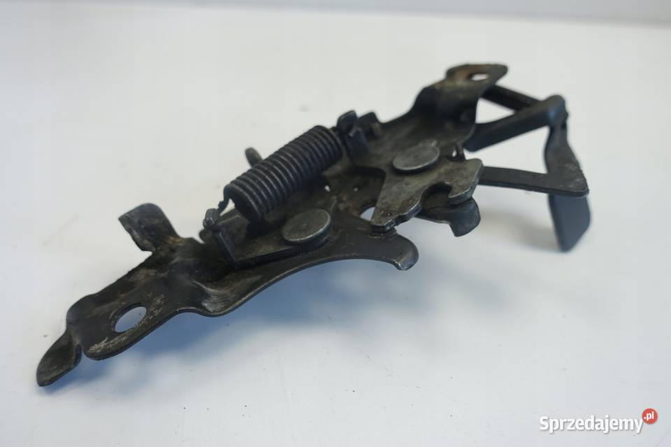 Toyota Supra III ZAMEK PRZEDNIEJ MASKI przód lubelskie Rudka