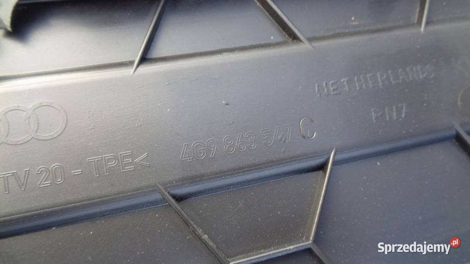 TAPICERKA OSŁONA BAGAŻNIKA AUDI A6 4G 4G9863547C osobowe wielkopolskie Rakoniewice sprzedam
