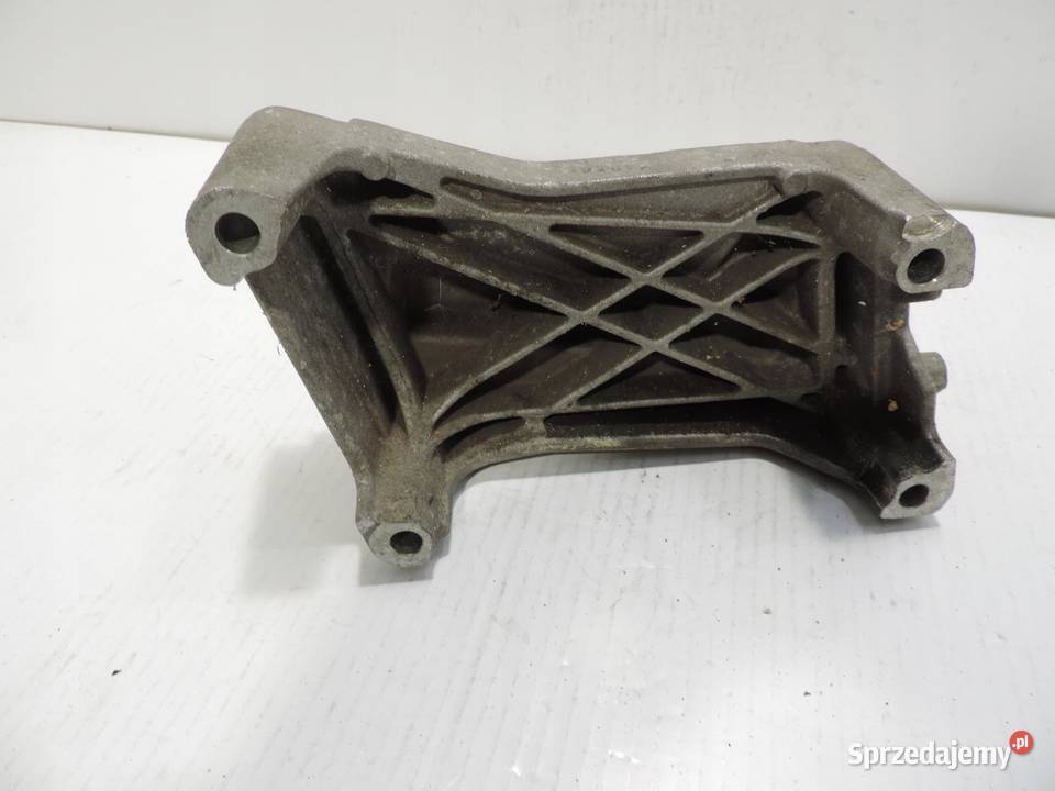 OPEL CORSA E 13 CDTI ŁAPA WSPORNIK SILNIKA