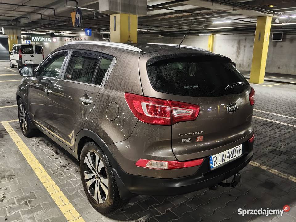 Kia sportage wersja wyposażenia L 16 136 Jarosław sprzedam
