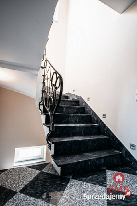 Dom wolnostojący 325m2 Ostrów Mazowiecka