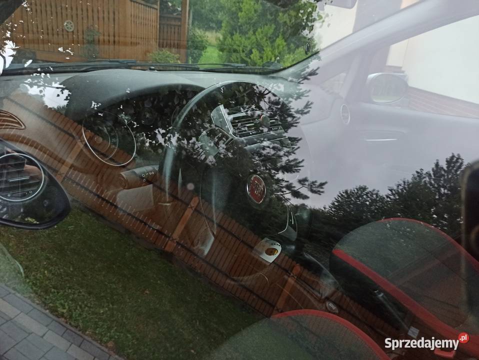 Fiat Punto Grande 14 LPG oryginalny lakier salon Rok produkcji 2012 Rajbrot sprzedam