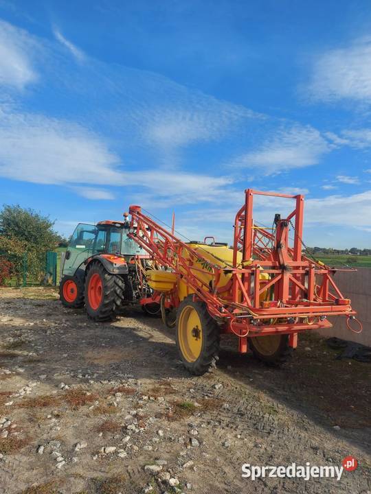 Opryskiwacz MOSKIT 1500L 15m ciągany Płock