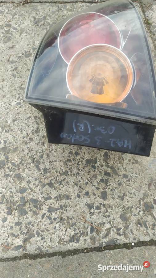 MAZDA 3 MAZDA3 sedan 2003 2005 lampa tył prawa lampy tylne Byków sprzedam