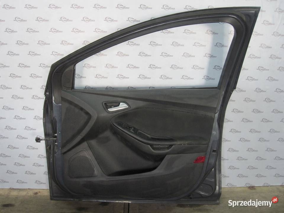 FORD FOCUS MK3 III 12r drzwi prawe przód sprzedam