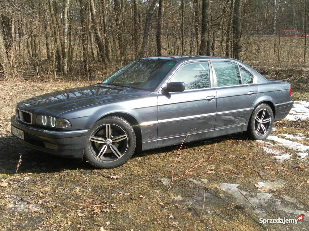 Bmw 728 e38