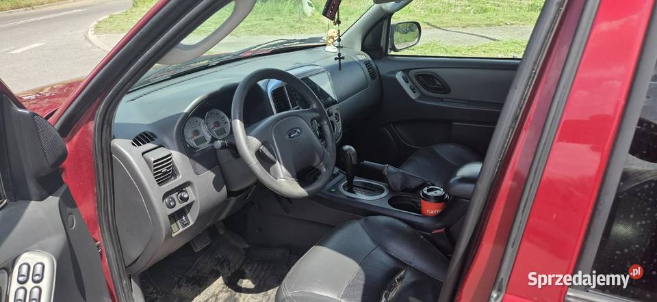 Ford Escape 23 benzynahybrid sprowadzony Przemyśl