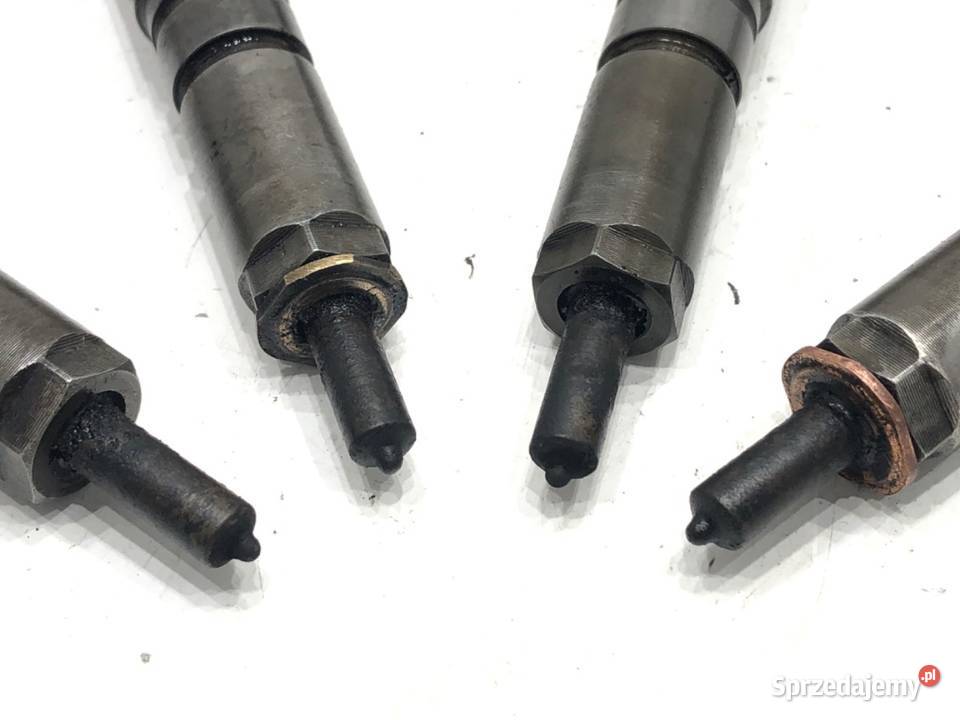 WTRYSKIWACZE KOMPLET OPEL ASTRA H 0445110175 17 sprzedam