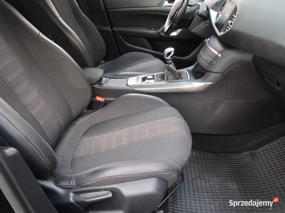 Peugeot 308 12 PureTech komputer pokładowy Lublin