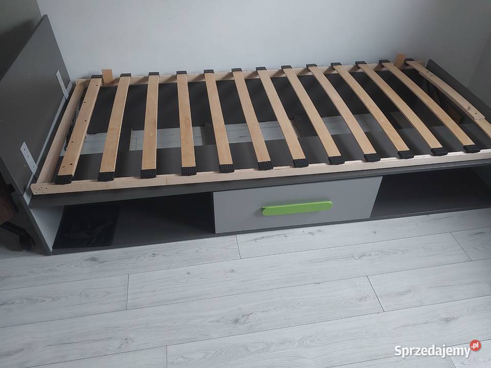 Sprzedam łóżko młodzieżowe małopolskie Tarnów