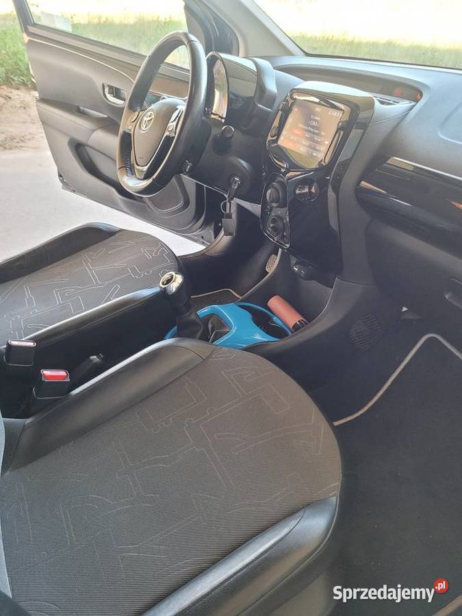 Sprzedam Toyotę Aygo 51300 rejestracja 022019r pierwszy właściciel sprzedam