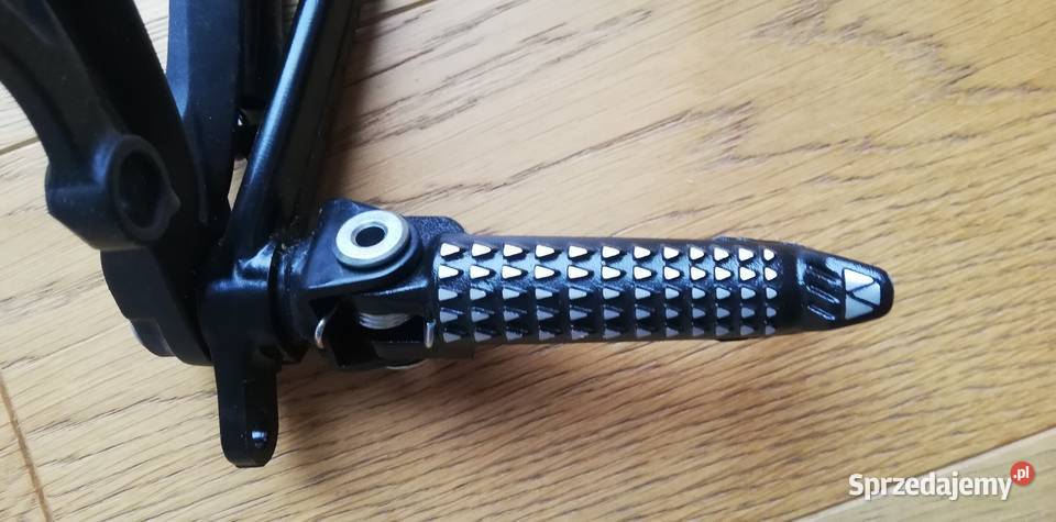 Kawasaki ZX6R 1316 set kompletny prawy podnóżek Podnóżki i stopki Białystok