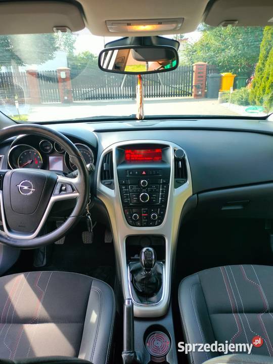 Opel Astra J Sports Tourer 150 Jahre 14 turbo Dęblin sprzedam