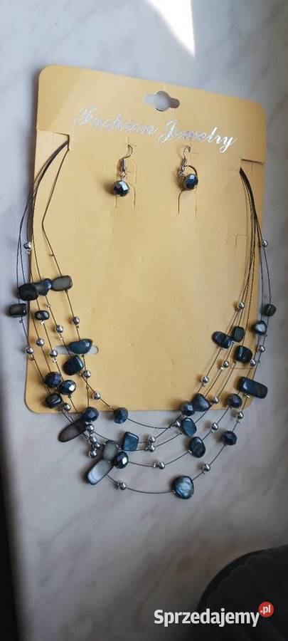 Komplet biżuterii szary Ostrowąs