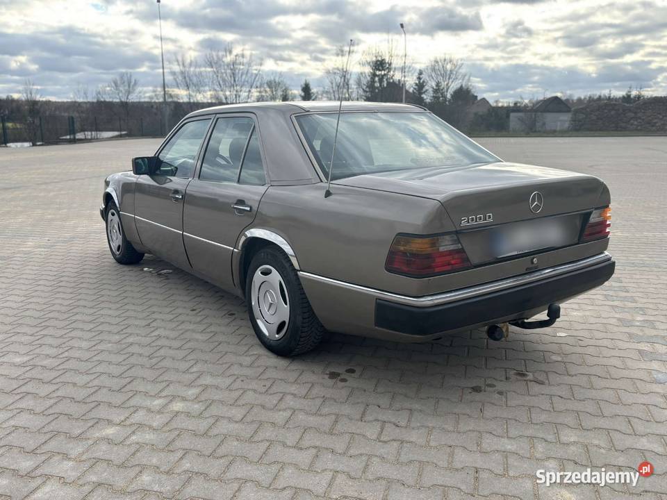 Mercedes Benz W124 Szeroka Listwa Krupniki