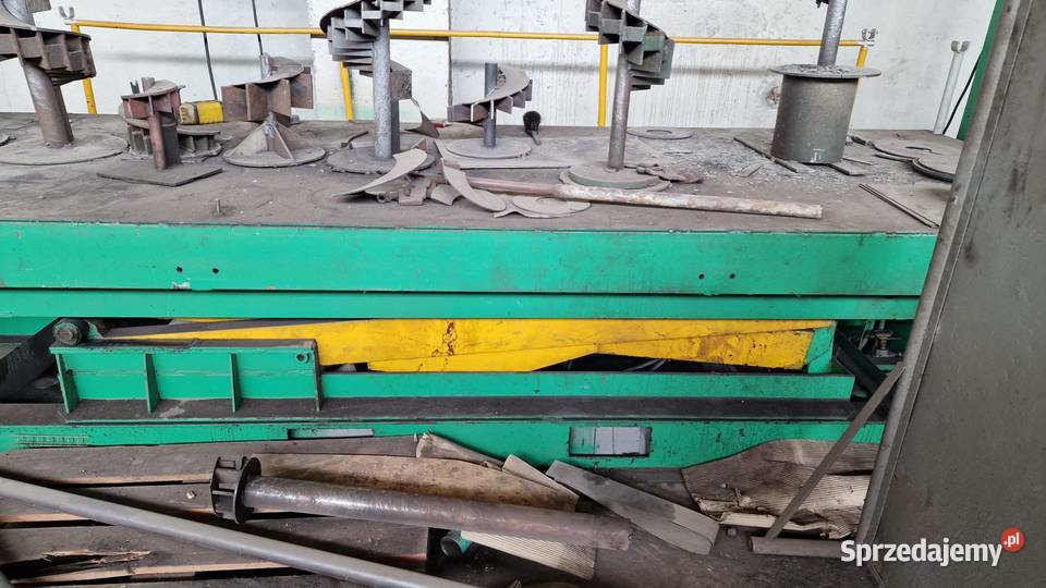 Prasa do produkcji zwoi ślimakowych Słupia Kapitulna
