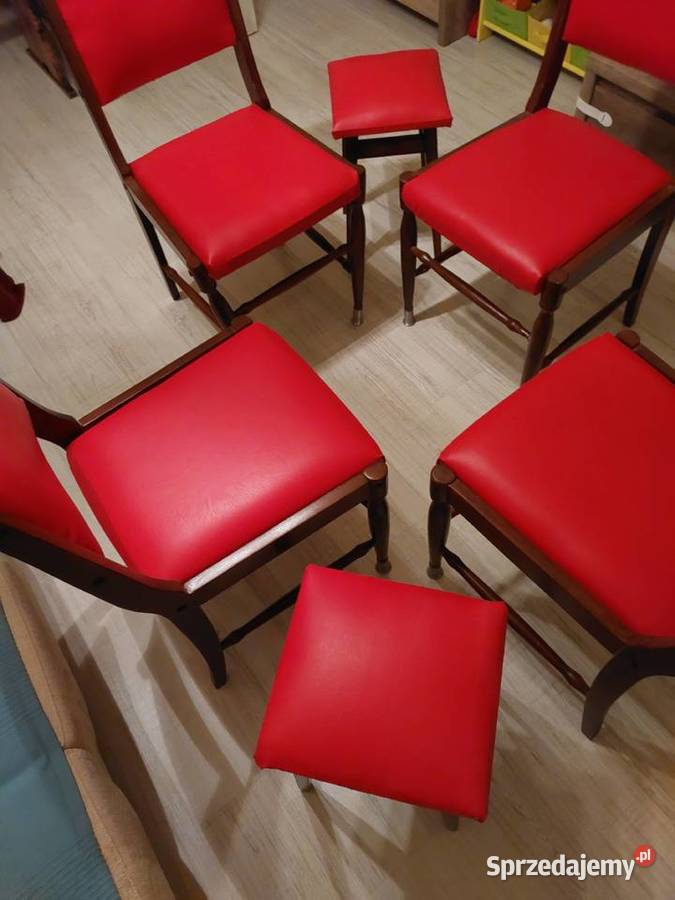 Restored Chairs and Poufs from the times of the Bydgoszcz