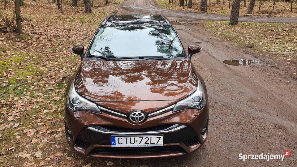 Toyota Avensis 18 Prestige światła LED Tuchola