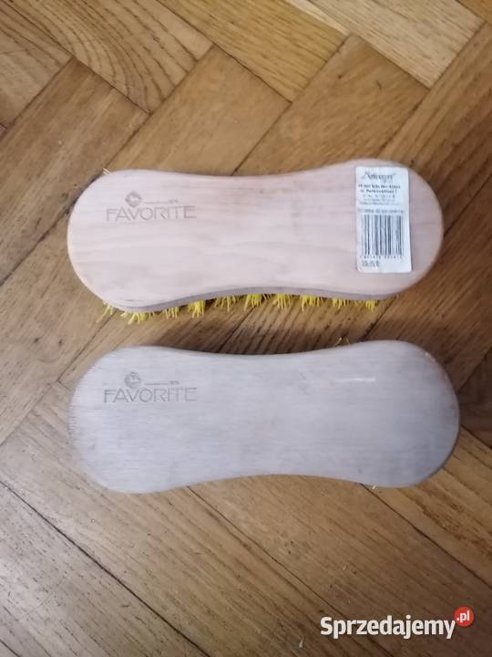 Szczotki z twardym włosiem sprzedam