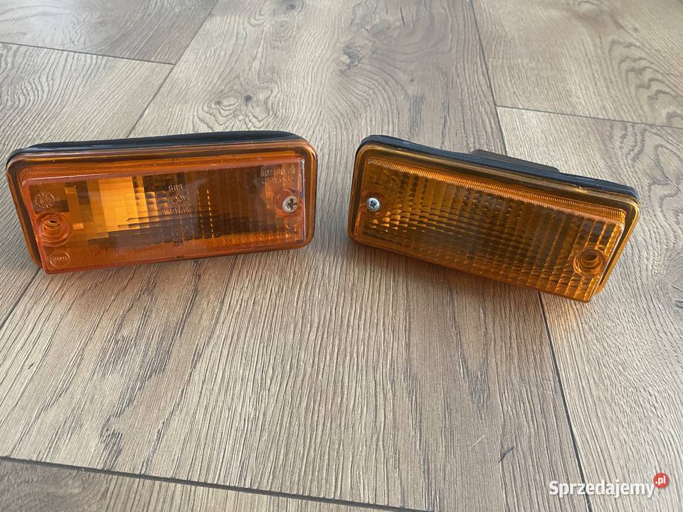 Kierunkowskaz przód lewy i prawy Fiat 126 Części Sosnowiec