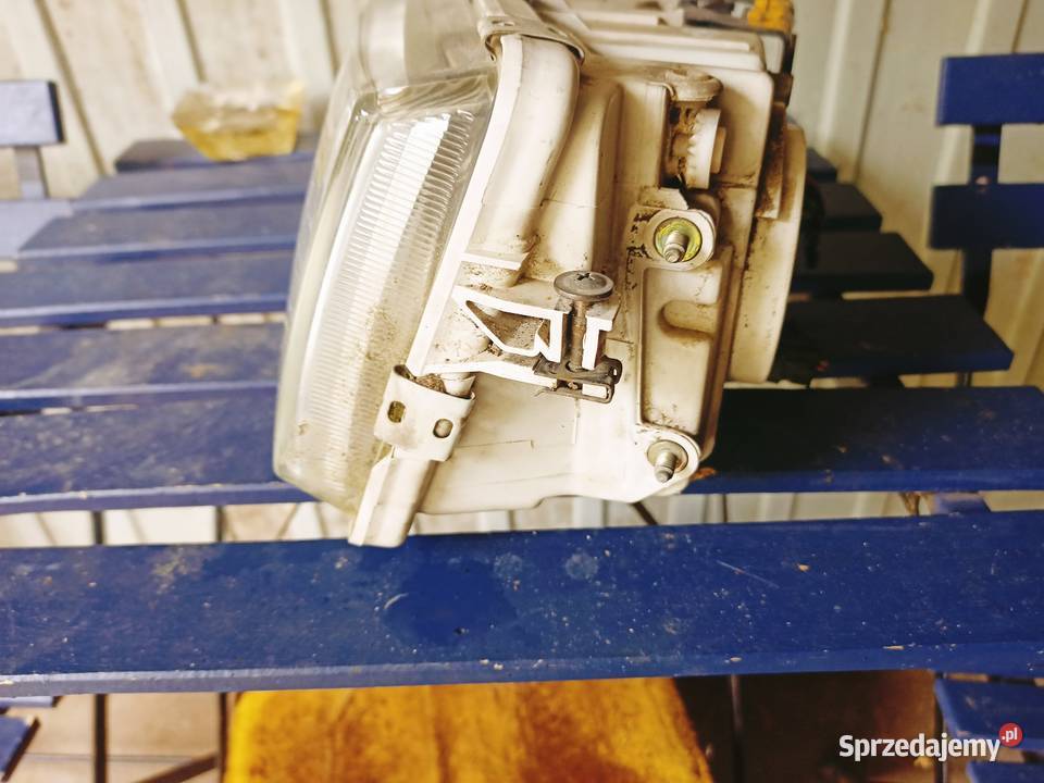 Lampa Volvo V40 mazowieckie Nur