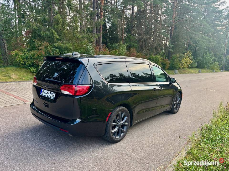 Chrysler Pacifica Touring L PLUS z Pakietem S garażowany Pacifica