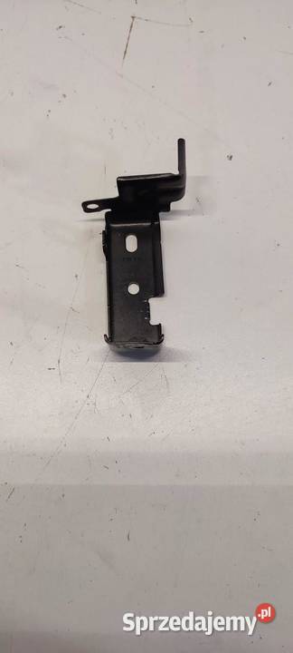 VOLVO XC40 MOCOWANIE BŁOTNIKA PRAWY PRZÓD 717 osobowe