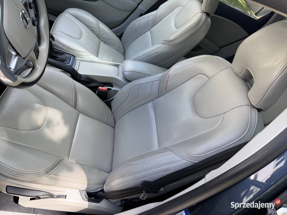 Volvo V40 CC łódzkie sprzedam