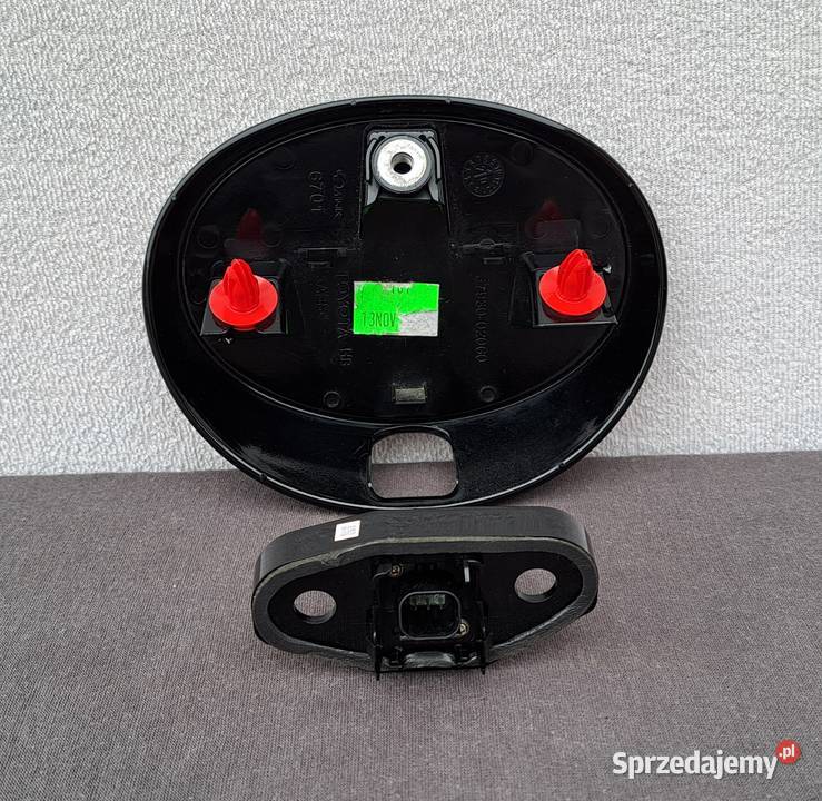 Emblemat logo klapy bagażnika Toyota Corolla E21 Emblematy Mielęcin