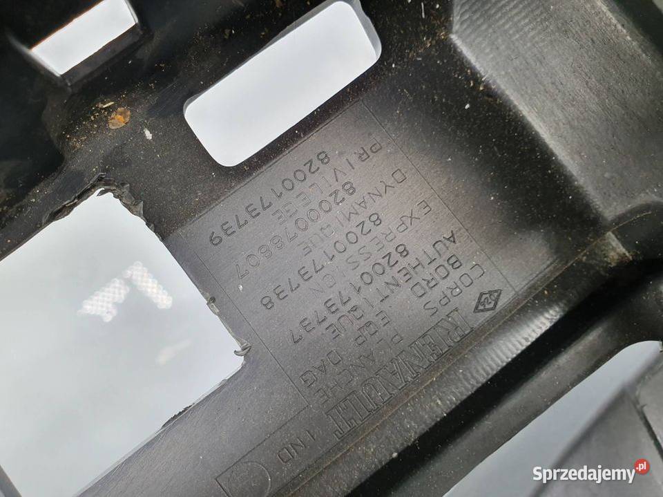 DESKA KOKPIT RENAULT MEGANE II 8200173737 Lipno sprzedam