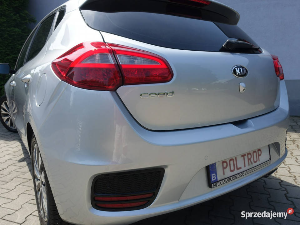 Kia Ceed 16D Klimatronik Ledy Alu Navi KamCof nieuszkodzony Częstochowa