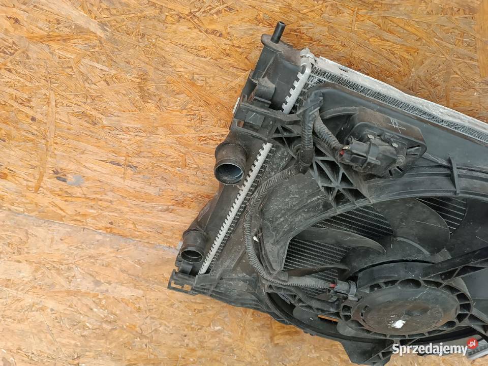 CHŁODNICA WODY KLIMY WENTYLATOR NISSAN QASHQAI osobowe wielkopolskie Nowy Tomyśl